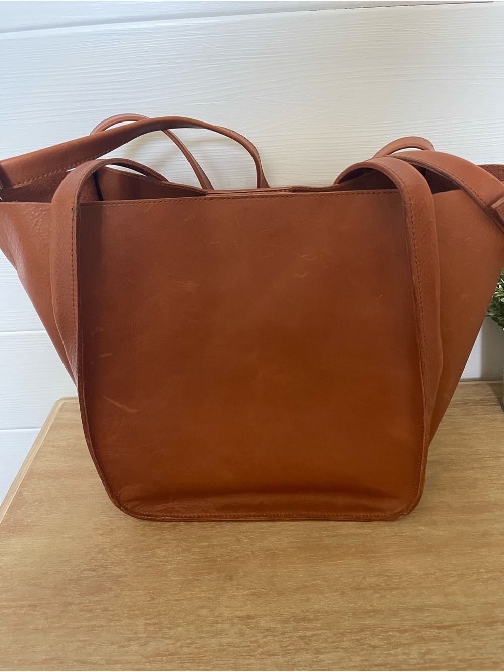 Madewell Leather Shoulder Bag in Cognac - Picture 5 of 5
